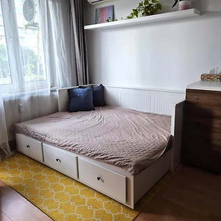New, Modern And Cozy 2 Bedroom With Balcony Διαμέρισμα Μπρατισλάβα